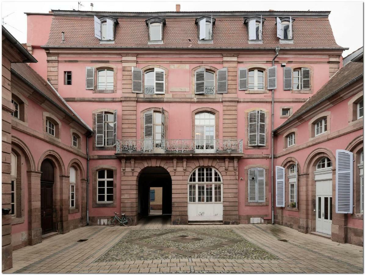 Appartement Le 22 - Colmar Centre Parking Privatif En Option Kültér fotó